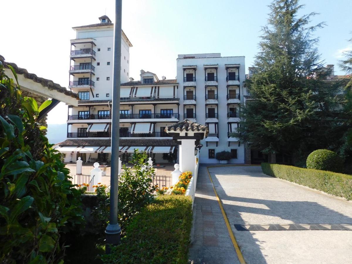 El Capricho Para Todos Arenas de San Pedro Exterior photo